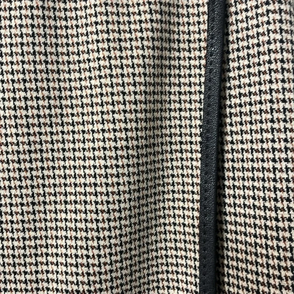 ⭐️ NWT- Max Studio wrap skirt- size Small - Picture 3 of 11